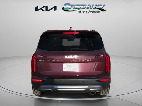 Used 2022 Kia Telluride SX image 3