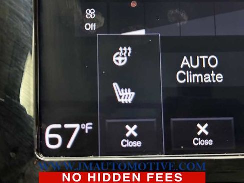 Used 2019 Volvo XC90 T6 Momentum w/ Advanced Package image 32