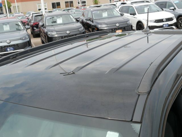 Used 2024 Jeep Compass Trailhawk AWD/4WD image 11