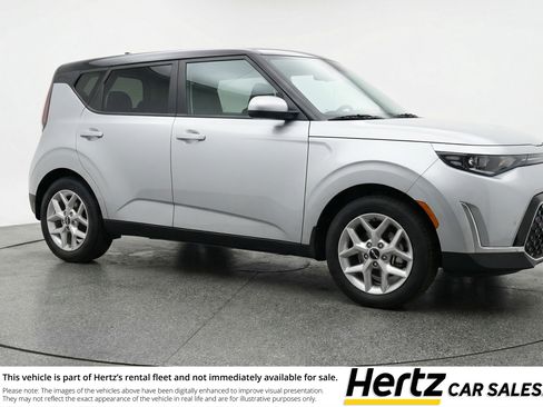 Used 2025 Kia Soul LX w/ LX Technology Package image 1