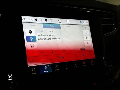 Used 2025 Jeep Wagoneer Series II image 13