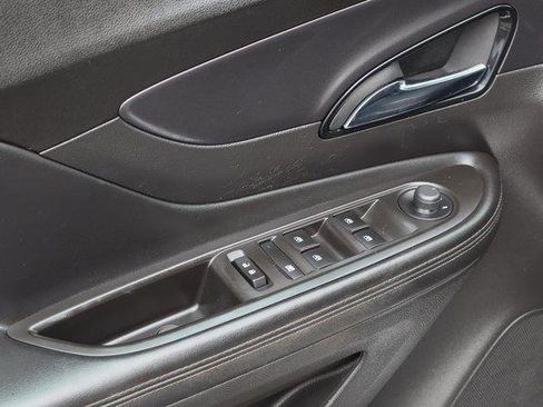 Used 2019 Buick Encore Preferred image 18