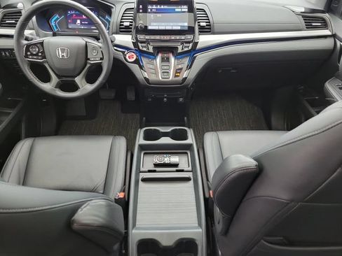 Used 2024 Honda Odyssey Touring image 15