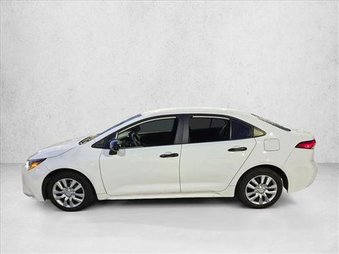 Used 2024 Toyota Corolla LE FWD image 5