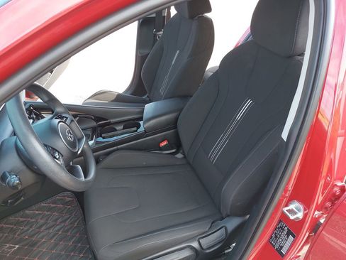 Used 2023 Hyundai Elantra Blue FWD image 16