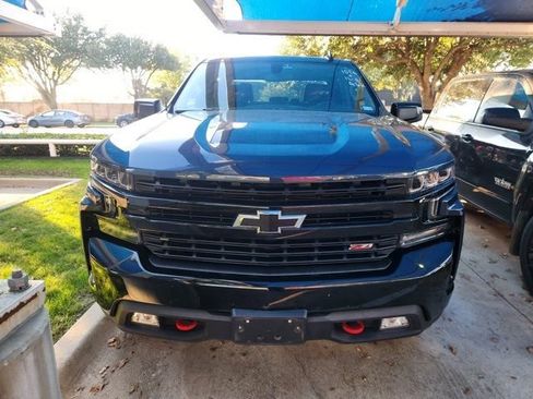 Used 2022 Chevrolet Silverado 1500 LT Trail Boss image 2