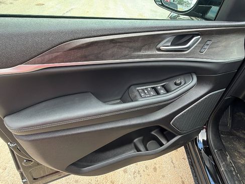 New 2026 Jeep Grand Cherokee L Limited image 15