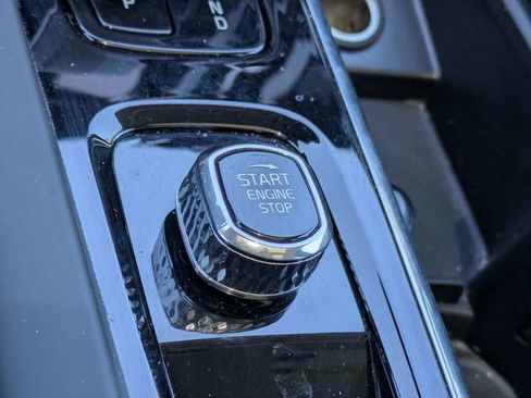 Used 2024 Volvo S60 B5 Core FWD image 26