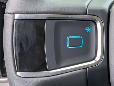 New 2026 Ford Expedition Active image 13