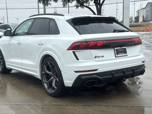 New 2026 Audi RS Q8 performance image 5