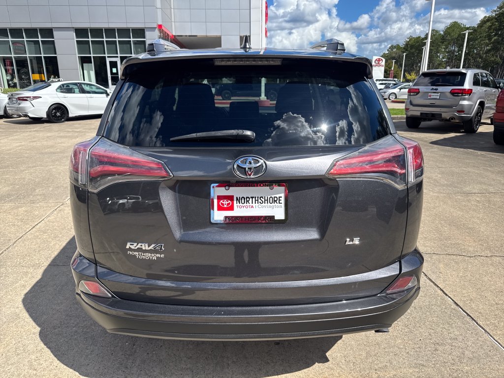 Used 2016 Toyota RAV4 LE FWD image 5