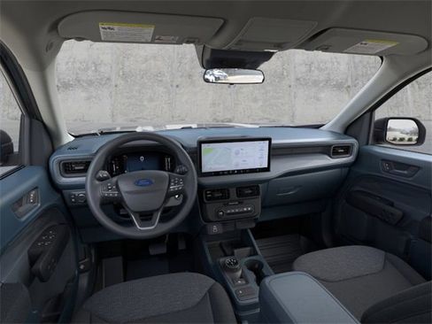 New 2025 Ford Maverick XL image 9