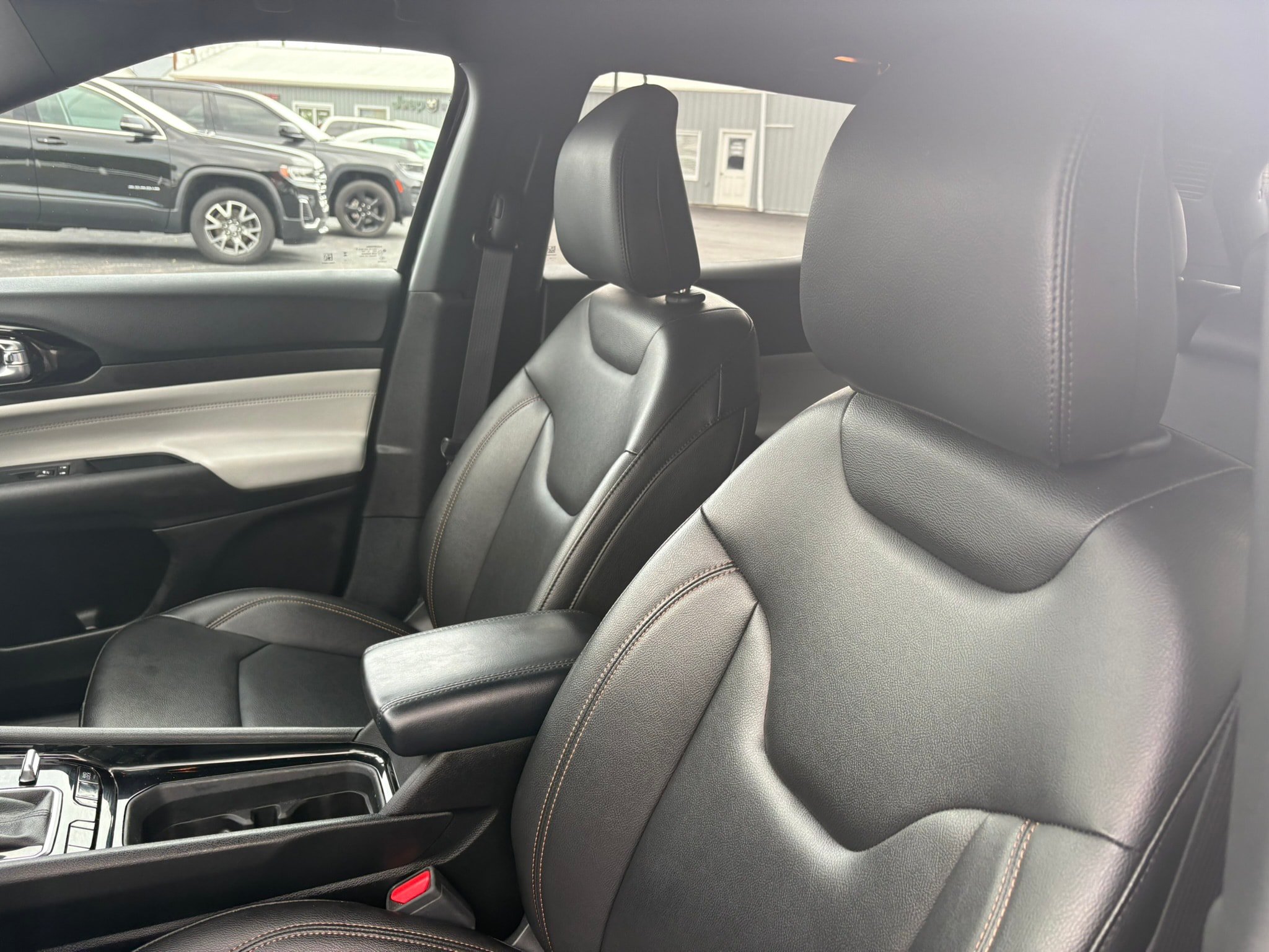 Used 2024 Jeep Compass Limited AWD/4WD image 18