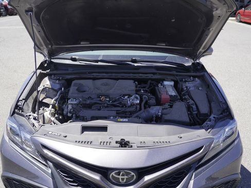 Used 2023 Toyota Camry SE FWD image 6