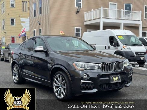 Used 2018 BMW X4 M40i image 3