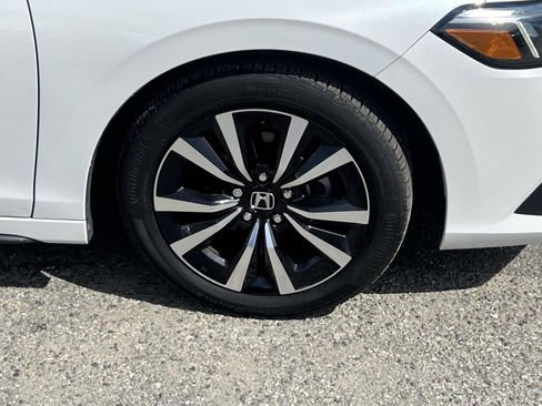 Used 2022 Honda Civic EX-L image 6