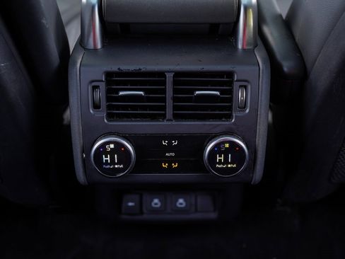 Used 2023 Land Rover Discovery S R-Dynamic image 38