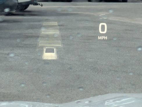 Used 2024 Chevrolet Suburban High Country image 25