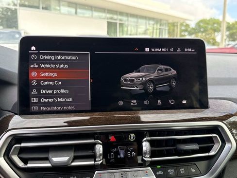 Used 2025 BMW X4 xDrive30i w/ Premium Package AWD/4WD image 25