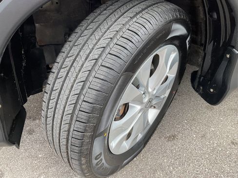 Used 2013 Honda CR-V EX image 40