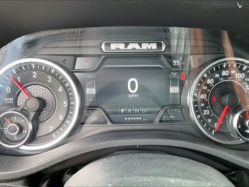 Used 2023 RAM 1500 Big Horn AWD/4WD image 19