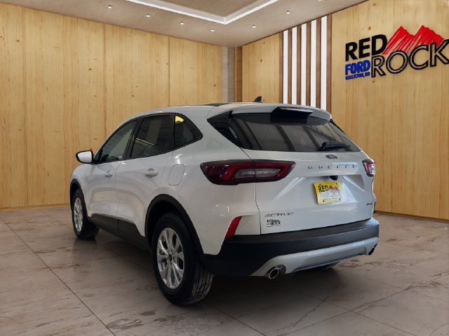 Used 2025 Ford Escape Active AWD/4WD image 4