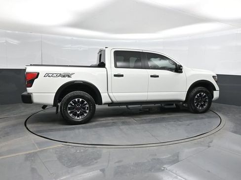 Used 2023 Nissan Titan PRO-4X w/ Pro-4x Convenience Package AWD/4WD image 4