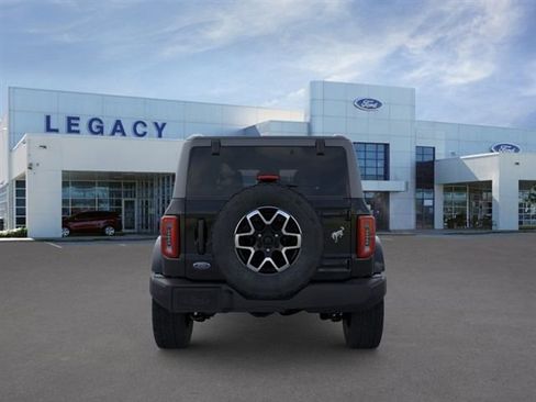 New 2026 Ford Bronco Outer Banks image 5