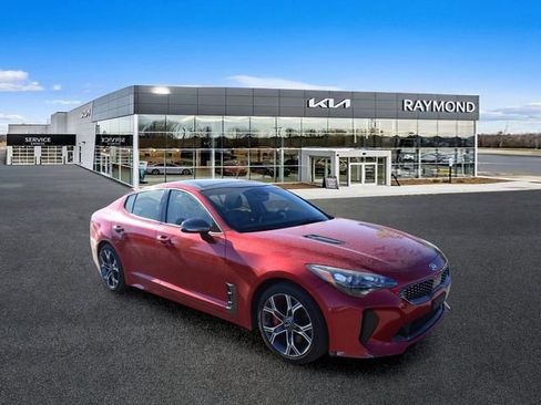 Used 2018 Kia Stinger GT2 AWD/4WD image 10