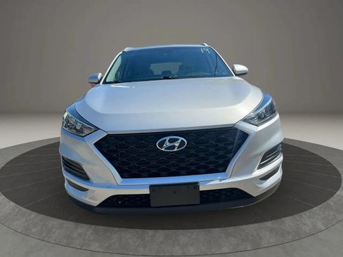Used 2021 Hyundai Tucson Value FWD image 2