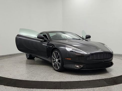 Used 2012 Aston Martin Virage Coupe image 12
