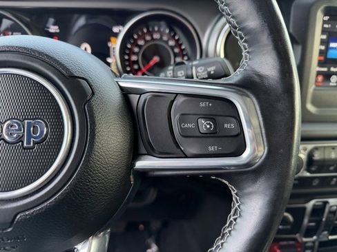 Used 2021 Jeep Wrangler Unlimited Rubicon w/ Cold Weather Group image 15