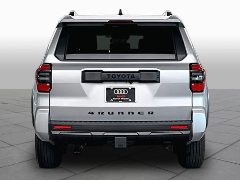 Used 2025 Toyota 4Runner SR5 RWD image 5