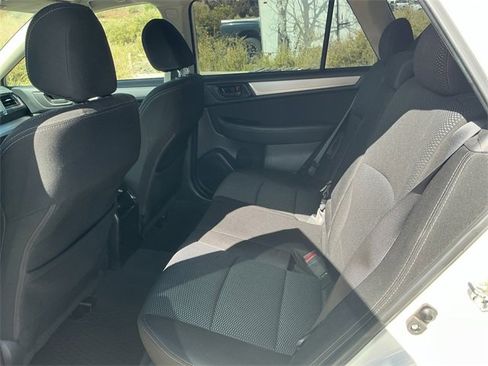 Used 2018 Subaru Outback 2.5i image 28