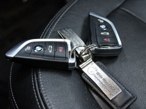 Used 2017 BMW X1 xDrive28i image 13