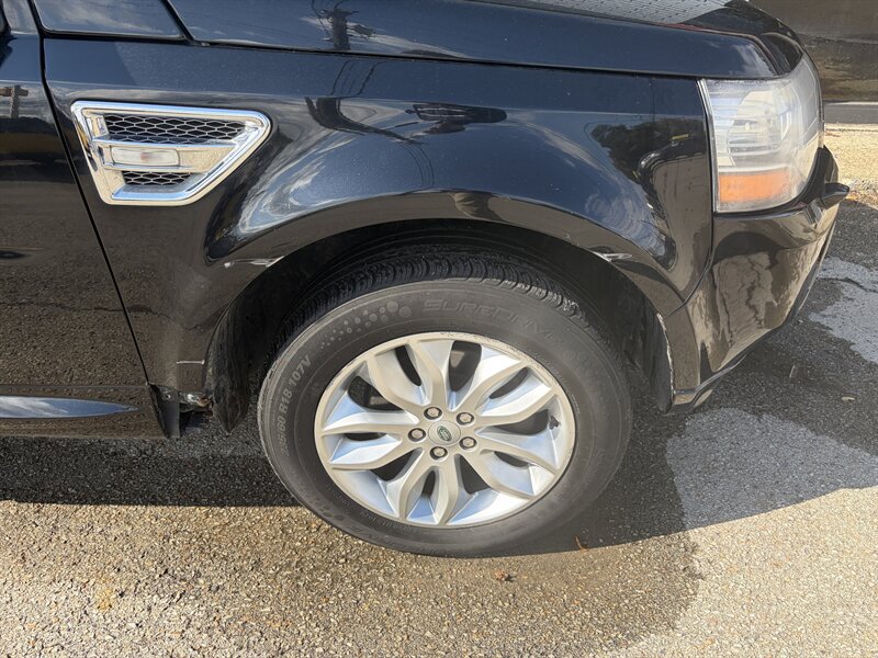 Used 2014 Land Rover LR2 AWD/4WD image 23