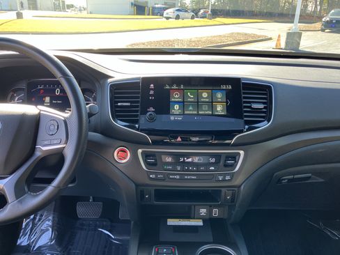 Certified 2023 Honda Passport TrailSport image 25