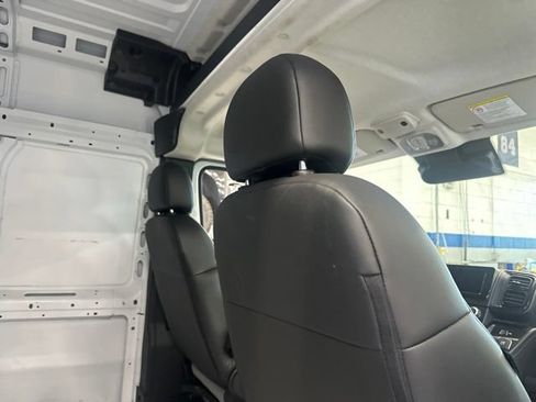 Used 2025 RAM ProMaster 2500 w/ Convenience Group FWD image 13