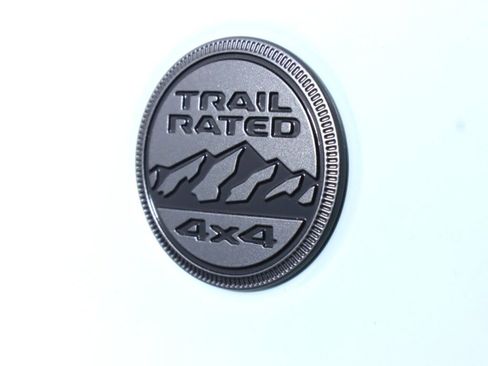 Used 2023 Jeep Wrangler Willys image 36