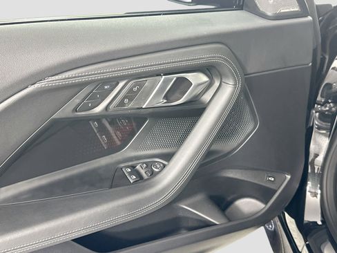 Used 2025 BMW 230i Coupe w/ M Sport Package image 17