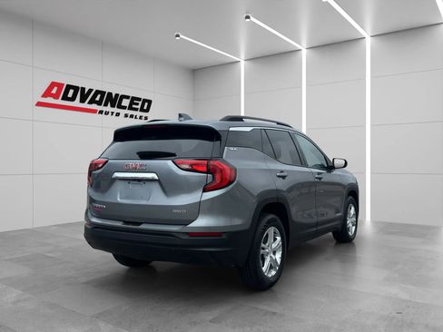 Used 2020 GMC Terrain SLE w/ Driver Convenience Package image 6