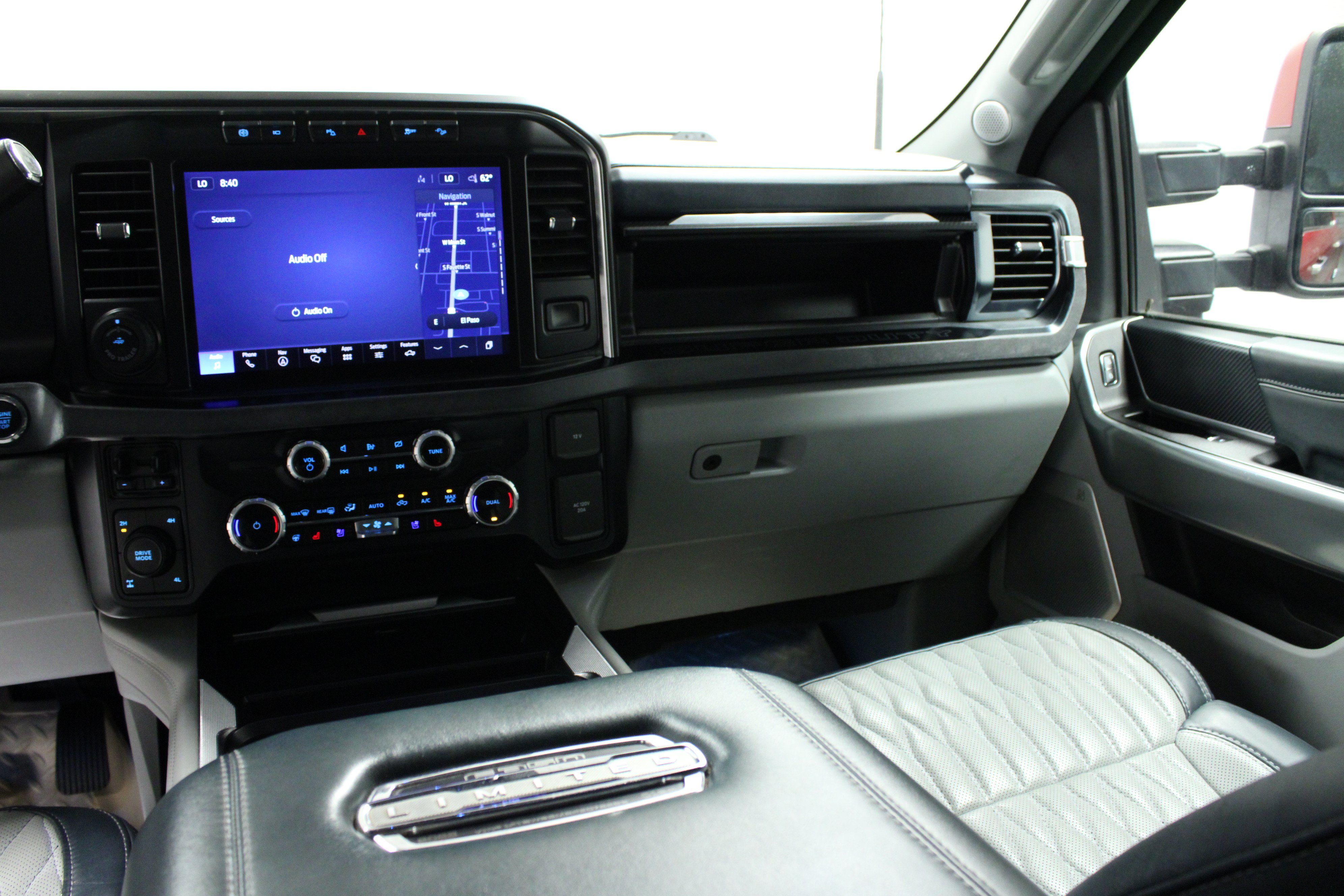 Used 2023 Ford F350 Limited w/ FX4 Off-Road Package AWD/4WD image 19