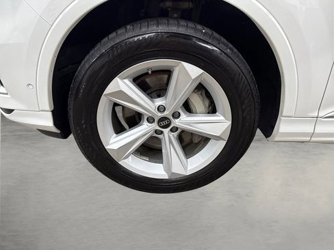 Used 2022 Audi Q7 3.0T Premium image 18