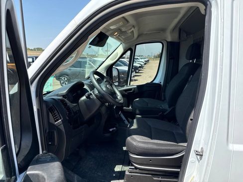 Used 2023 RAM ProMaster 2500 FWD image 18