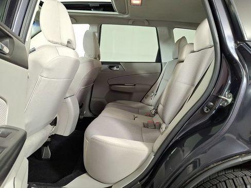 Used 2013 Subaru Forester 2.5X Premium w/ All-Weather Plus Pkg AWD/4WD image 12