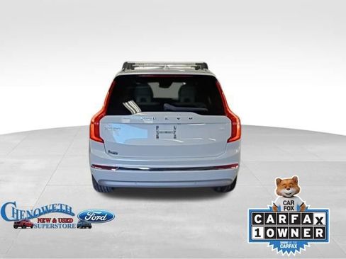 Used 2022 Volvo XC90 T8 Inscription w/ Advanced Package image 3