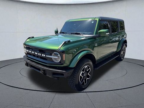 Used 2023 Ford Bronco Badlands AWD/4WD image 9