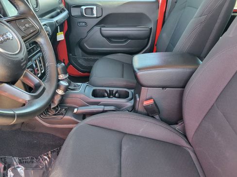 Used 2022 Jeep Wrangler Sport AWD/4WD image 25