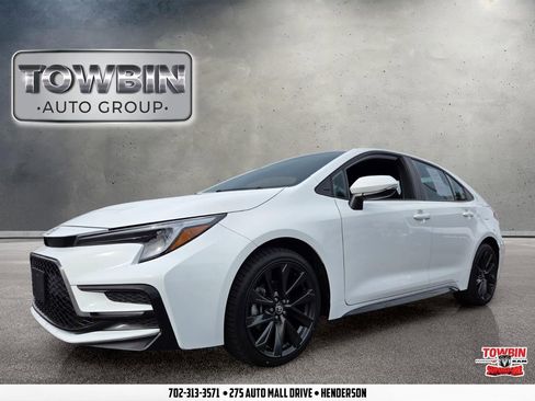 Used 2025 Toyota Corolla SE FWD image 1