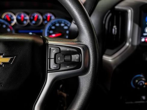 Used 2022 Chevrolet Silverado 2500 Custom w/ Gooseneck/5TH Wheel Package AWD/4WD image 18